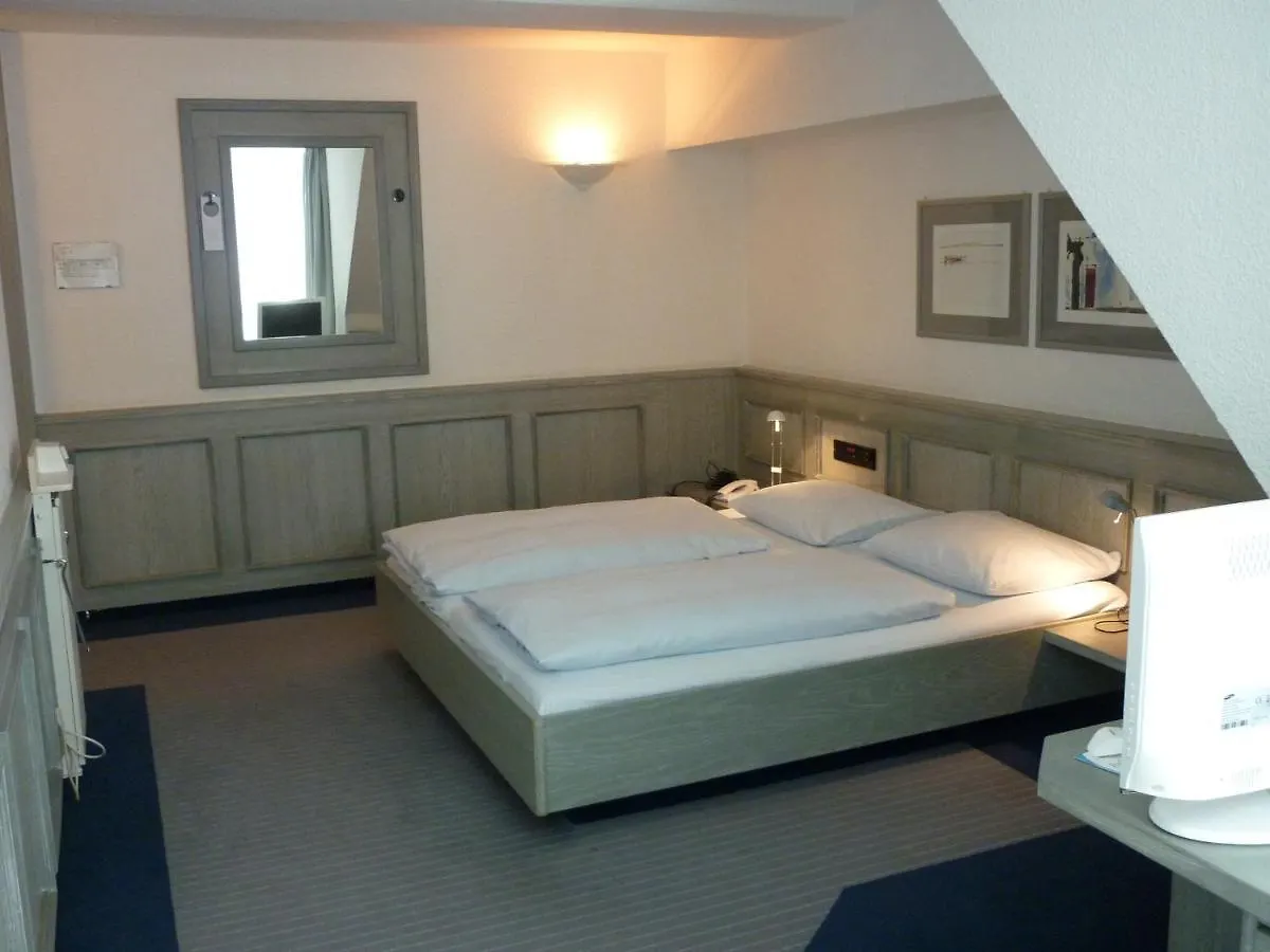 נירנברג Avenue Hotel